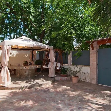 Gentarrubia فندق مبيت وإفطار 4*