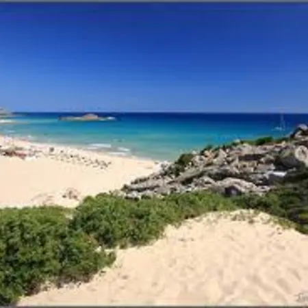 杰塔露比亚酒店 4*