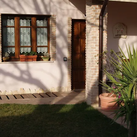 杰塔露比亚酒店