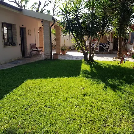 Gentarrubia Bed and Breakfast