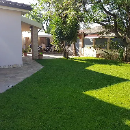 Gentarrubia Bed and Breakfast